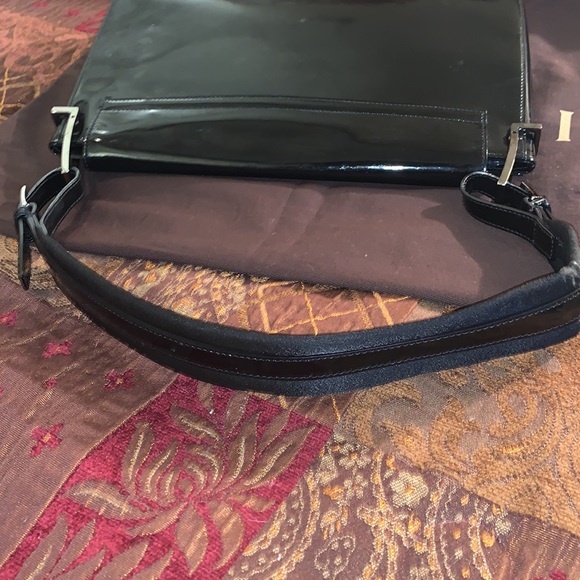 Authentic Gucci patent leather bag - Picture 16 of 16